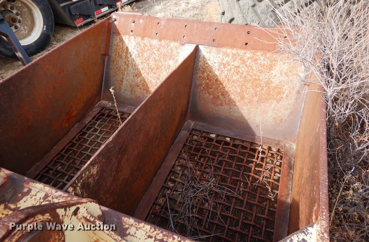 image for item DR1096 Excavator bucket