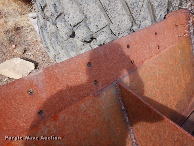 image for item DR1096 Excavator bucket