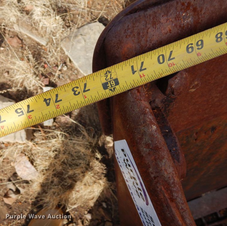 image for item DR1096 Excavator bucket