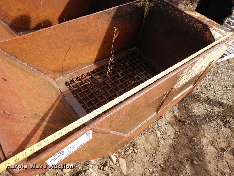 image for item DR1096 Excavator bucket