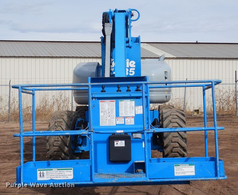 image for item DR1106 2008 Genie Z-135  boom lift