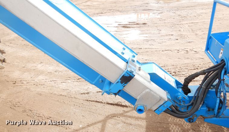 image for item DR1106 2008 Genie Z-135  boom lift