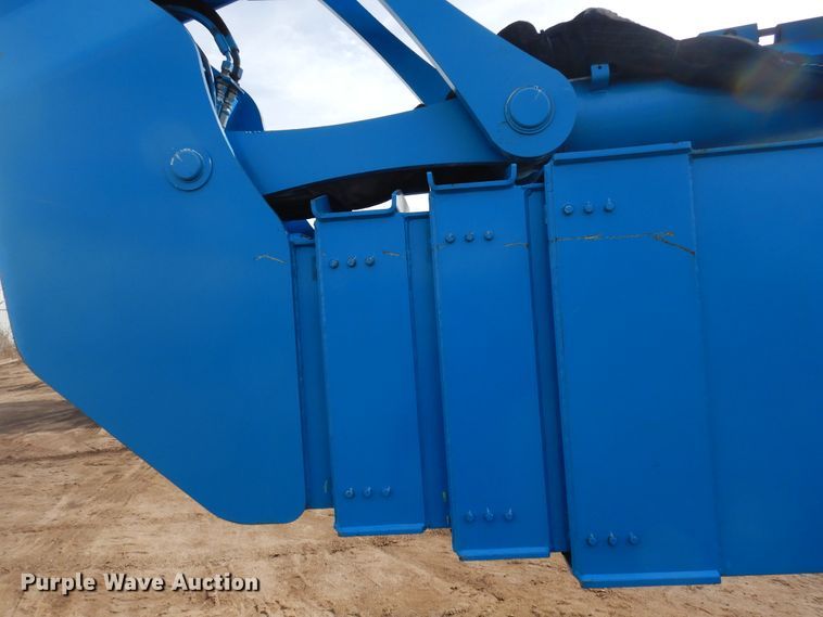 image for item DR1106 2008 Genie Z-135  boom lift