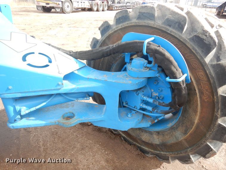 image for item DR1106 2008 Genie Z-135  boom lift