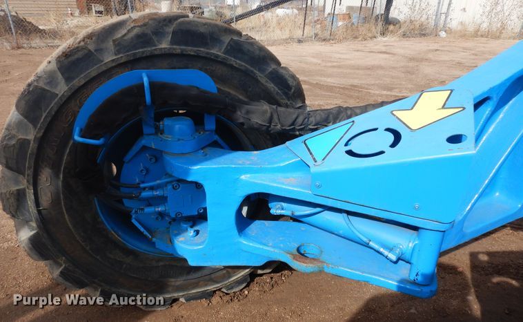 image for item DR1106 2008 Genie Z-135  boom lift