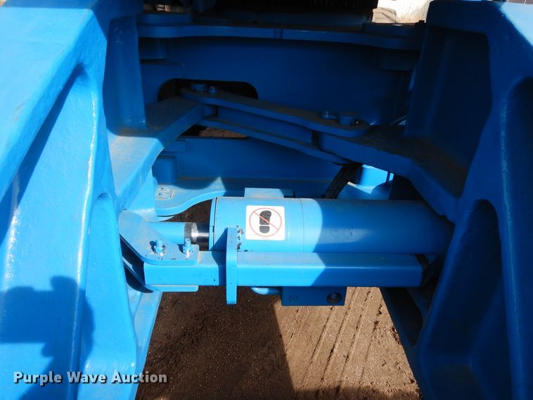 image for item DR1106 2008 Genie Z-135  boom lift