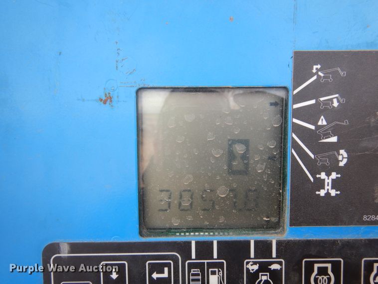 image for item DR1106 2008 Genie Z-135  boom lift