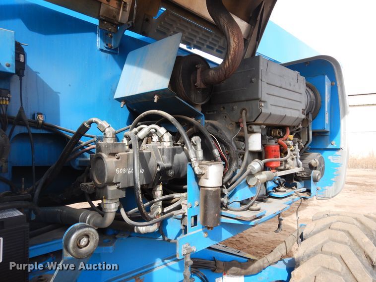 image for item DR1106 2008 Genie Z-135  boom lift