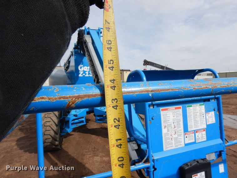 image for item DR1106 2008 Genie Z-135  boom lift