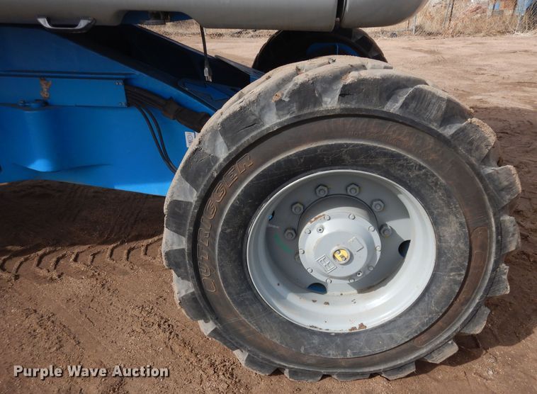 image for item DR1106 2008 Genie Z-135  boom lift