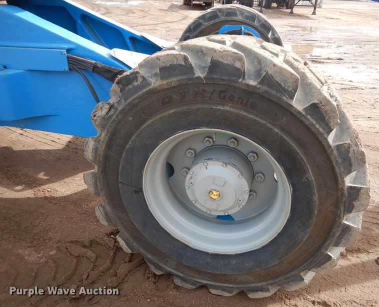 image for item DR1106 2008 Genie Z-135  boom lift