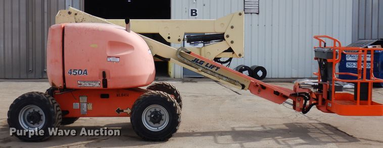 image for item DR1109 2001 JLG 450A  boom lift
