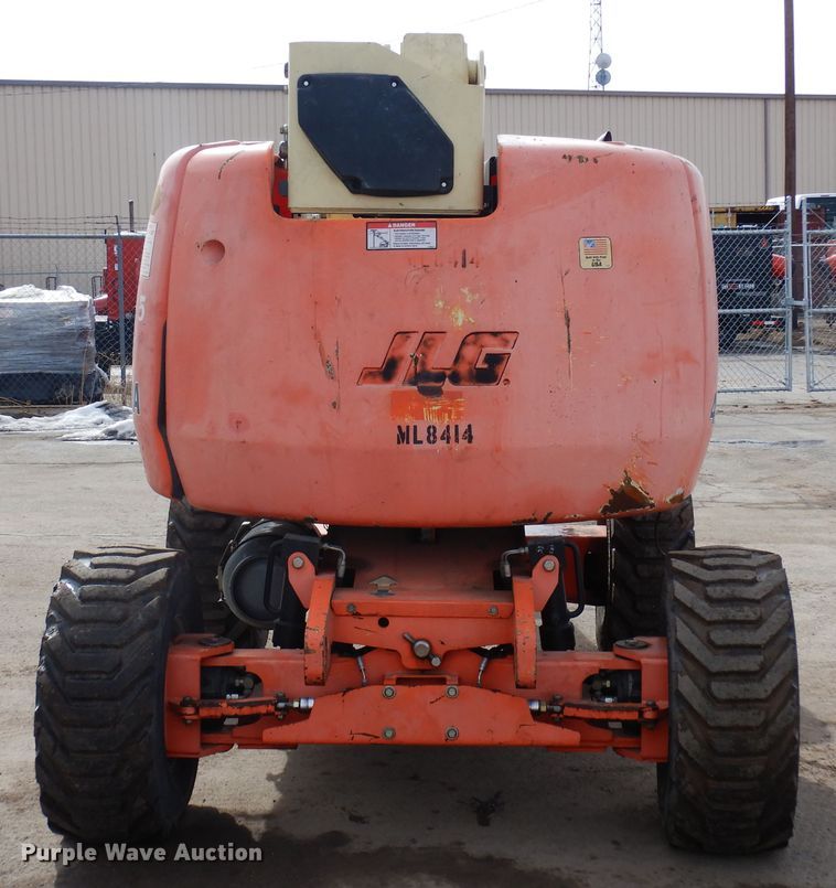 image for item DR1109 2001 JLG 450A  boom lift