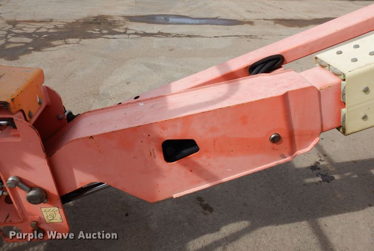 image for item DR1109 2001 JLG 450A  boom lift