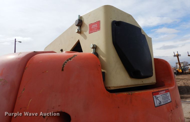 image for item DR1109 2001 JLG 450A  boom lift