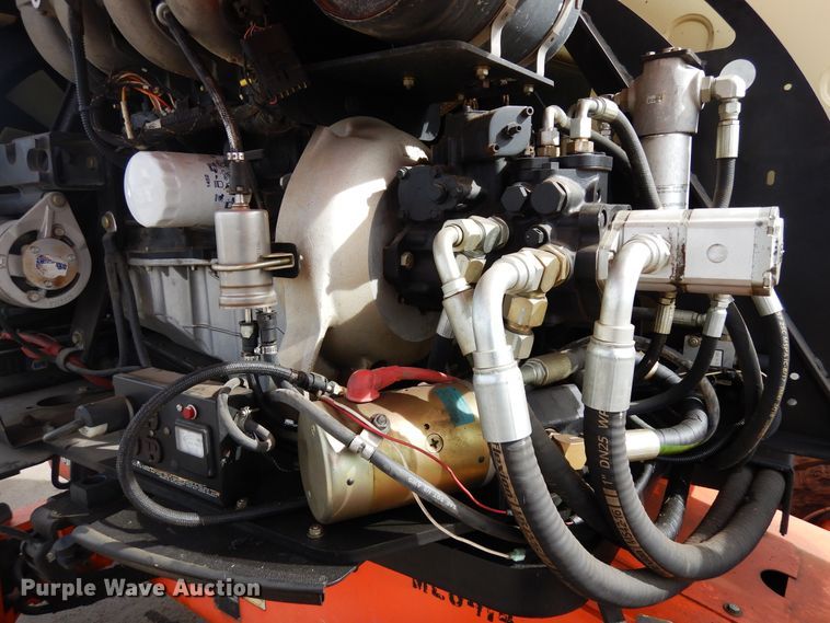 image for item DR1109 2001 JLG 450A  boom lift