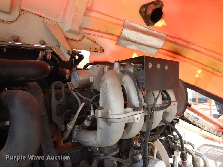 image for item DR1109 2001 JLG 450A  boom lift