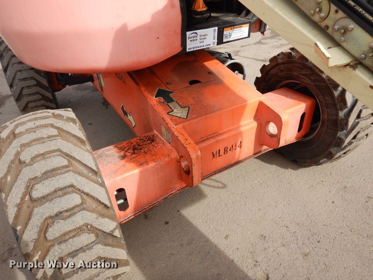 image for item DR1109 2001 JLG 450A  boom lift