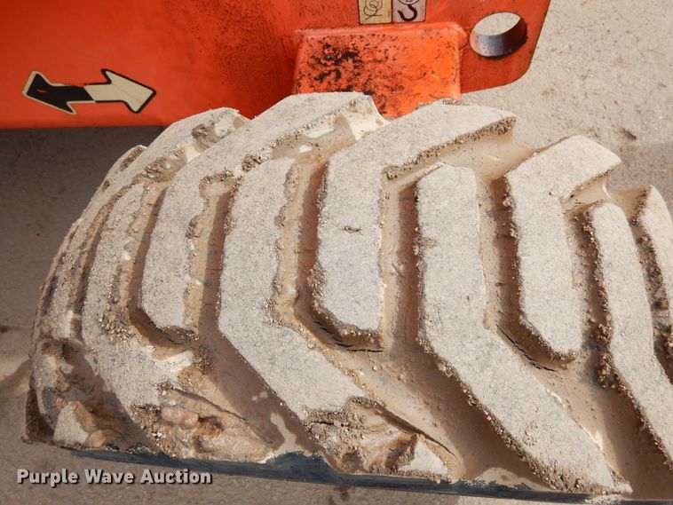 image for item DR1109 2001 JLG 450A  boom lift