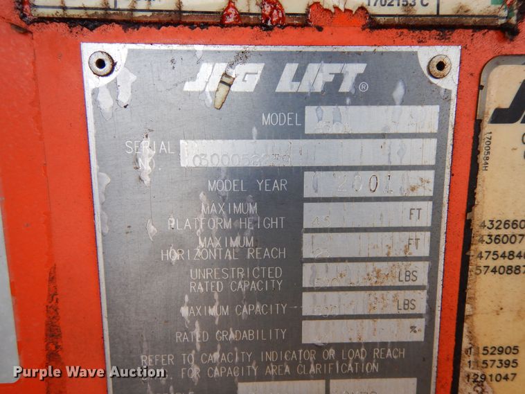 image for item DR1109 2001 JLG 450A  boom lift