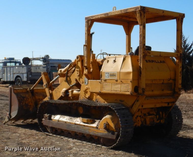 image for item DS5610 1967 Caterpillar 955K  track loader