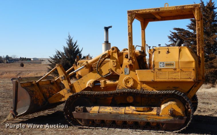 image for item DS5610 1967 Caterpillar 955K  track loader