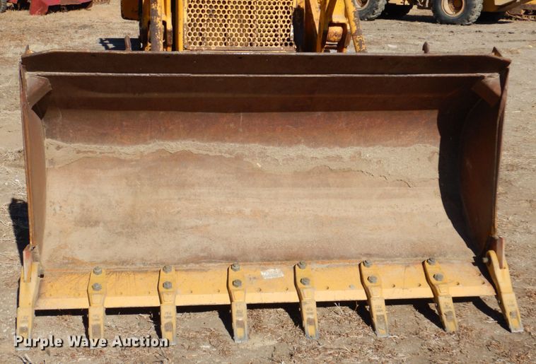 image for item DS5610 1967 Caterpillar 955K  track loader