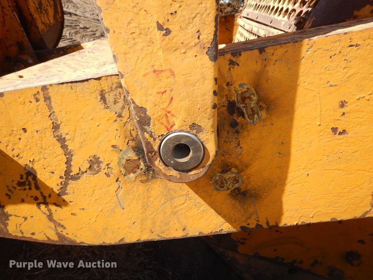 image for item DS5610 1967 Caterpillar 955K  track loader