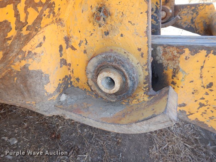 image for item DS5610 1967 Caterpillar 955K  track loader