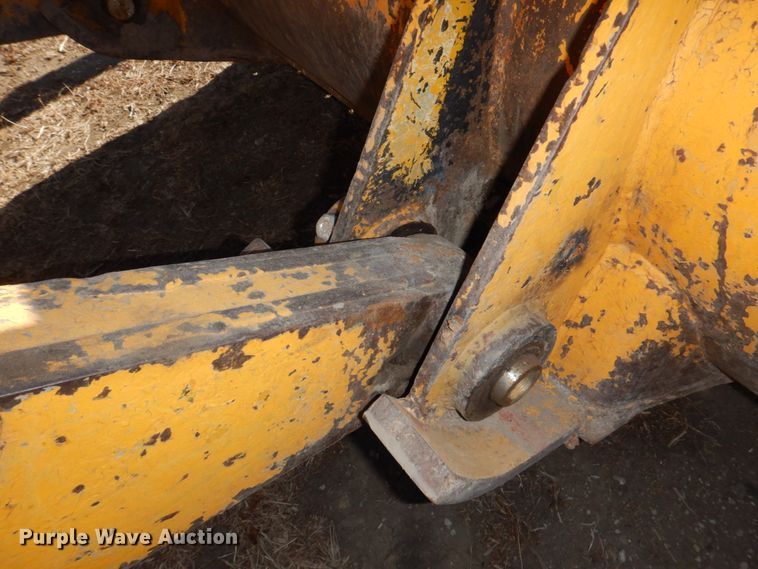 image for item DS5610 1967 Caterpillar 955K  track loader