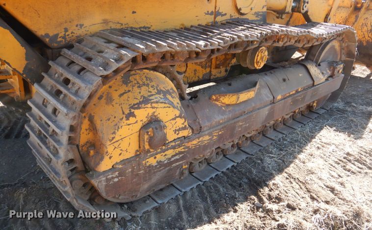 image for item DS5610 1967 Caterpillar 955K  track loader