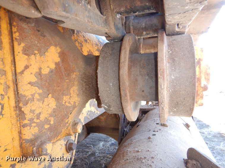 image for item DS5610 1967 Caterpillar 955K  track loader