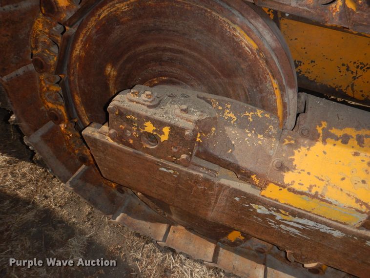 image for item DS5610 1967 Caterpillar 955K  track loader