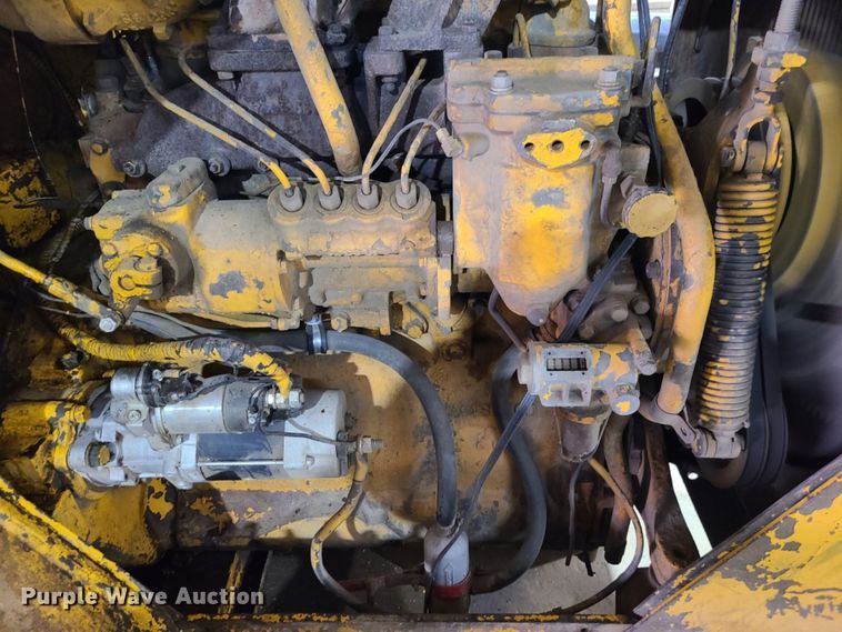 image for item DS5610 1967 Caterpillar 955K  track loader