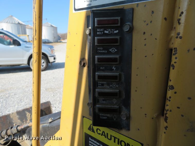 image for item FB9776 1994 New Holland L785  skid steer loader