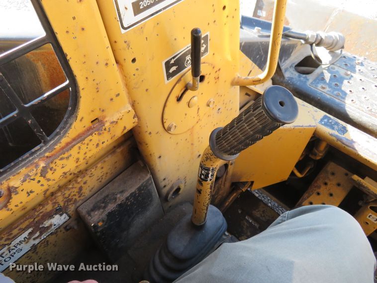 image for item FB9776 1994 New Holland L785  skid steer loader