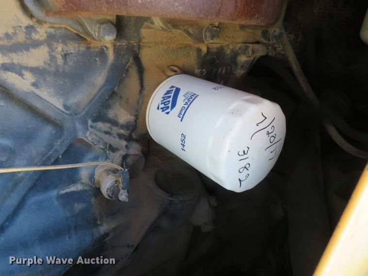 image for item FB9776 1994 New Holland L785  skid steer loader