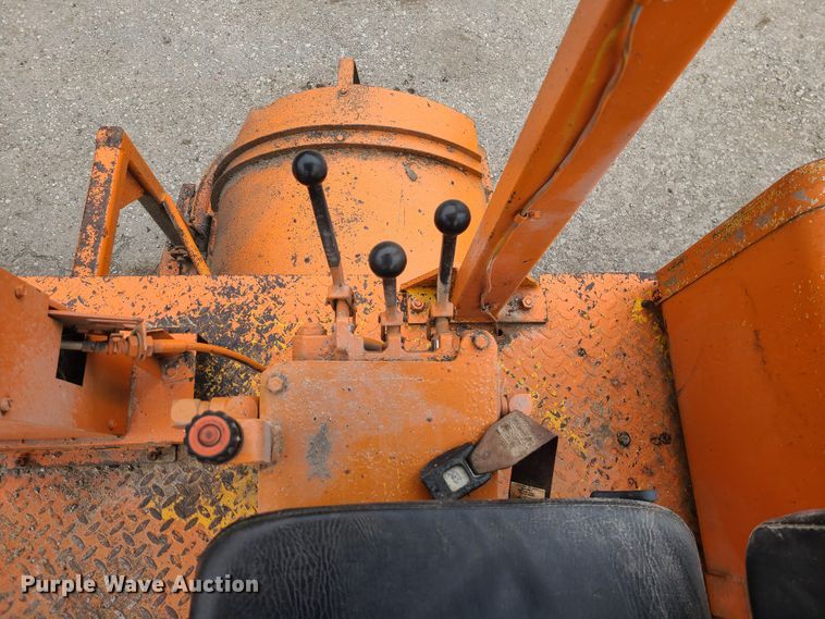 image for item GB9248 1996 Broce FJ300  broom