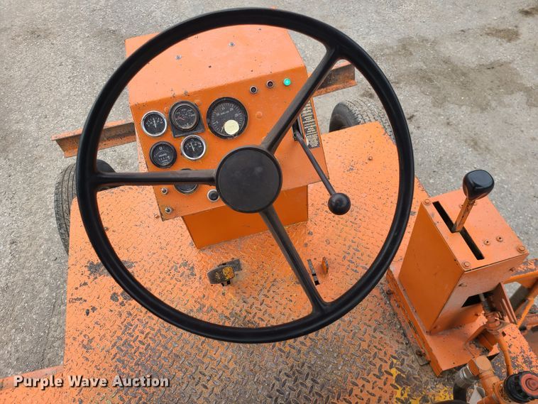 image for item GB9248 1996 Broce FJ300  broom