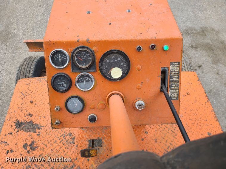 image for item GB9248 1996 Broce FJ300  broom