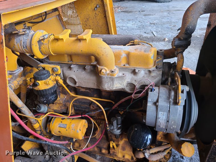 image for item GB9248 1996 Broce FJ300  broom