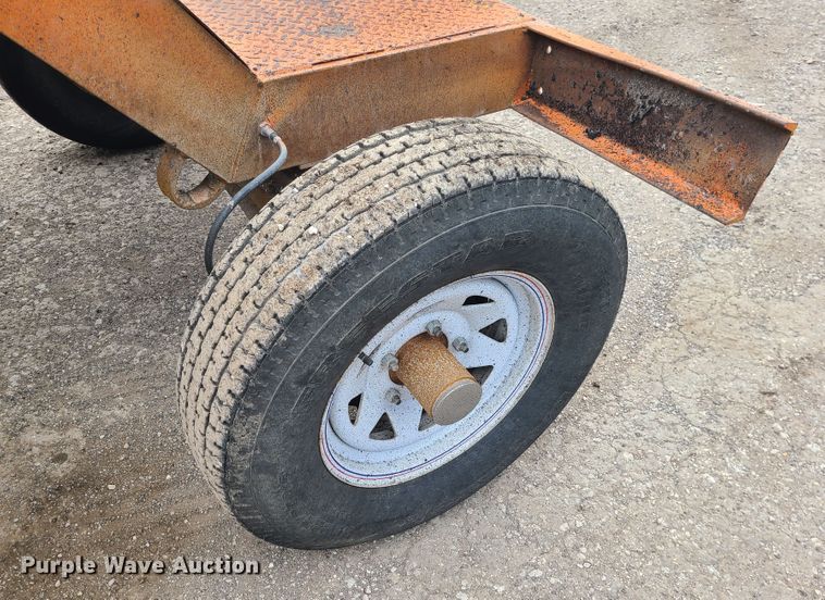 image for item GB9248 1996 Broce FJ300  broom