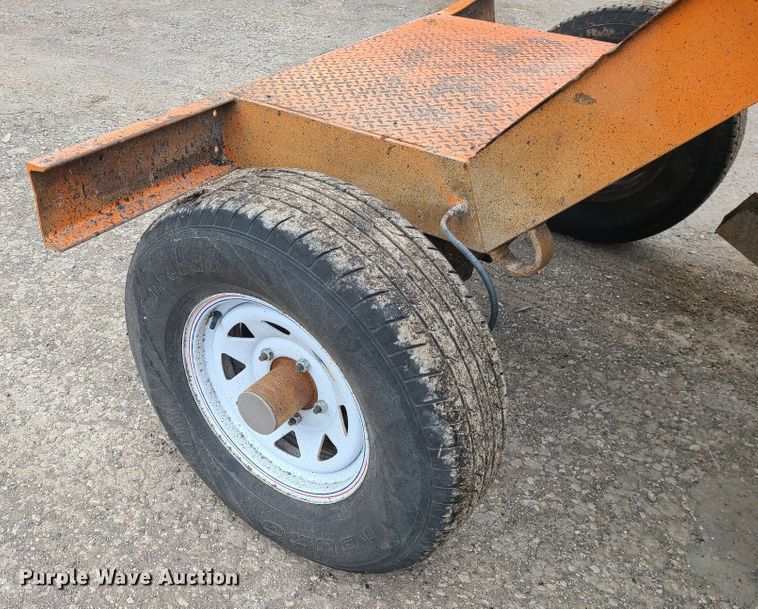 image for item GB9248 1996 Broce FJ300  broom