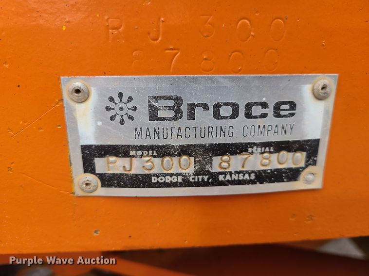 image for item GB9248 1996 Broce FJ300  broom