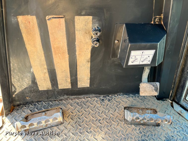 image for item ID9723 2018 Case 750M  dozer