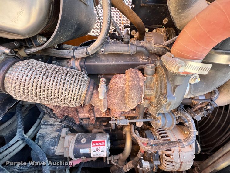 image for item ID9723 2018 Case 750M  dozer