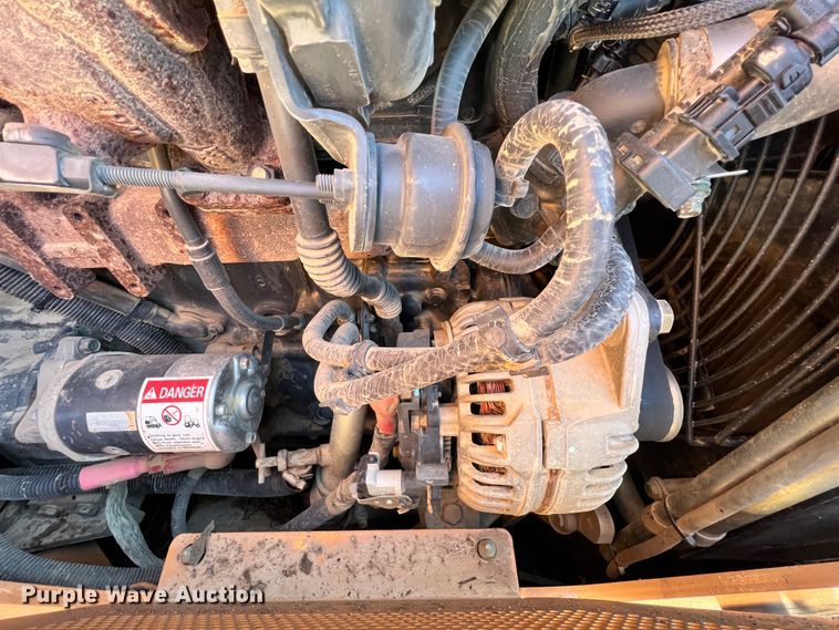 image for item ID9723 2018 Case 750M  dozer