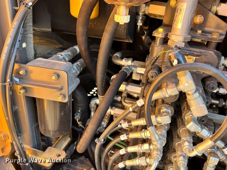 image for item ID9725 2018 Case CX80C  excavator