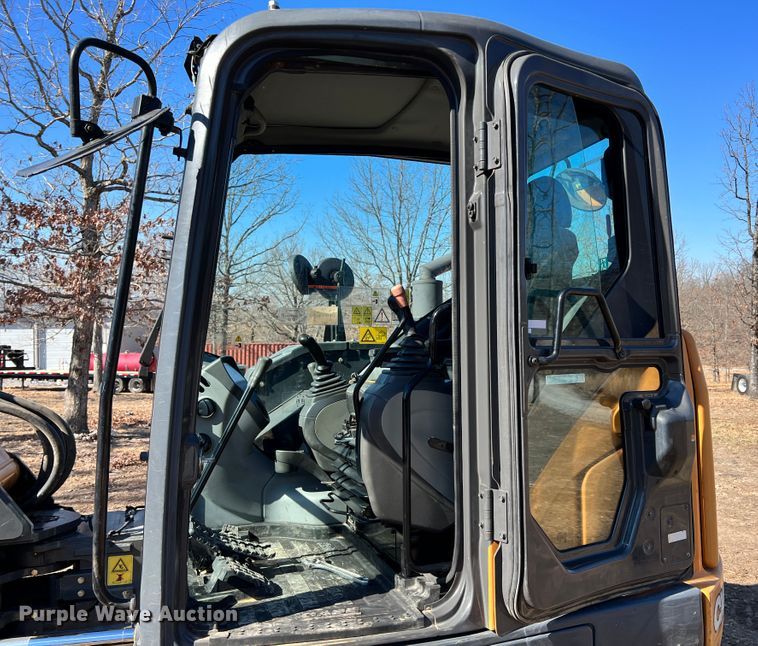 image for item ID9725 2018 Case CX80C  excavator