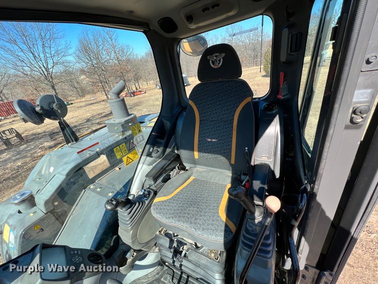 image for item ID9725 2018 Case CX80C  excavator